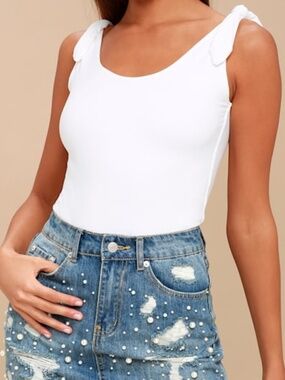 Lulus Pretty Pleased White Tie-strap Bodysuit - Size M